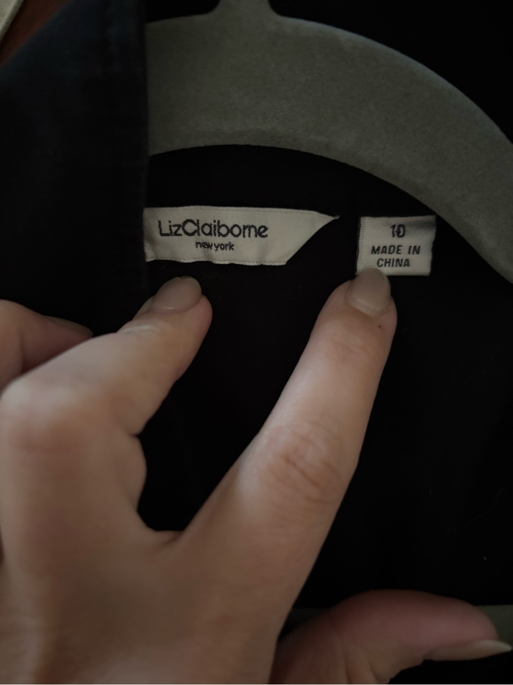 Liz Claiborne New York Black Safari Utility Vest - Picture 4 of 7